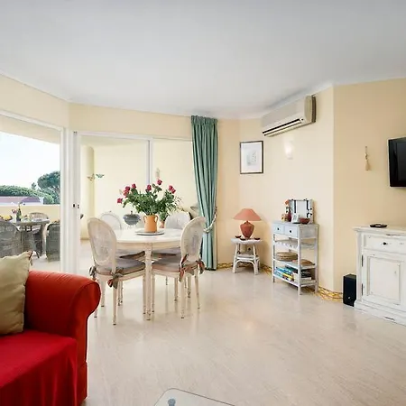 Sleeps 4 Air Con T586222 Daire Vale do Lobo